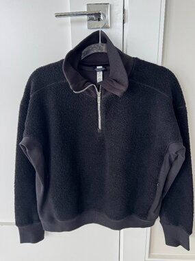Lululemon Athletica  NWOT Women's Sherpa /Fleece Pullover Half-Zip Size 6